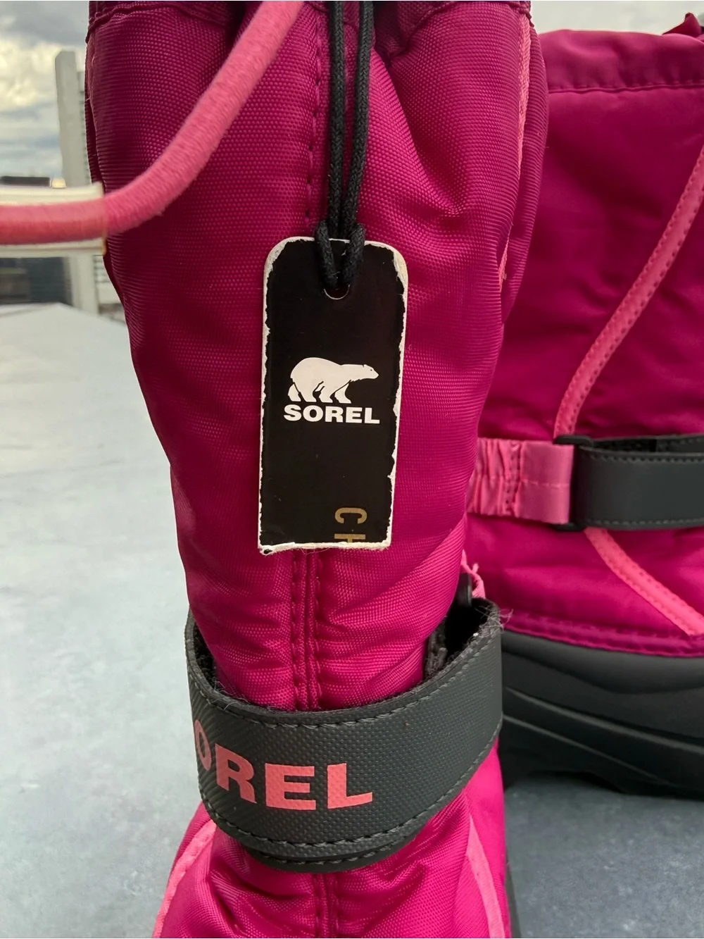 Sorel Kids Winter Snow Boots Pink Waterproof Insulated Size 3 Youth